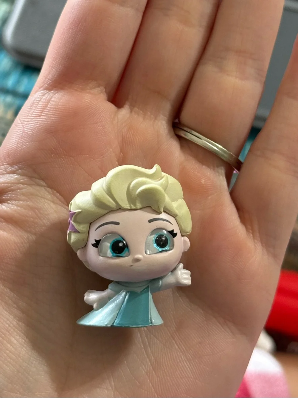 Disney Doorable Mini Figurine - Elsa from Frozen